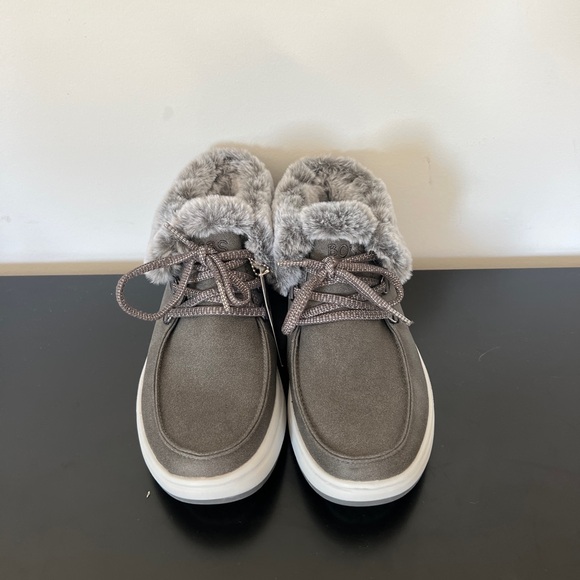 Skechers Women's Bobs Skipper Wave-Cozy Queen Fashion Boot Size 8 - Picture 4 of 6